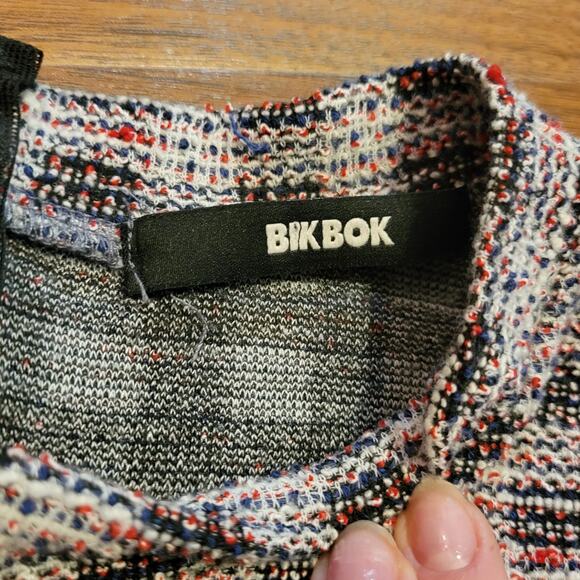 Bikbok, XS | Cropped High Neck Tweed Textured Top - Picture 6 of 6